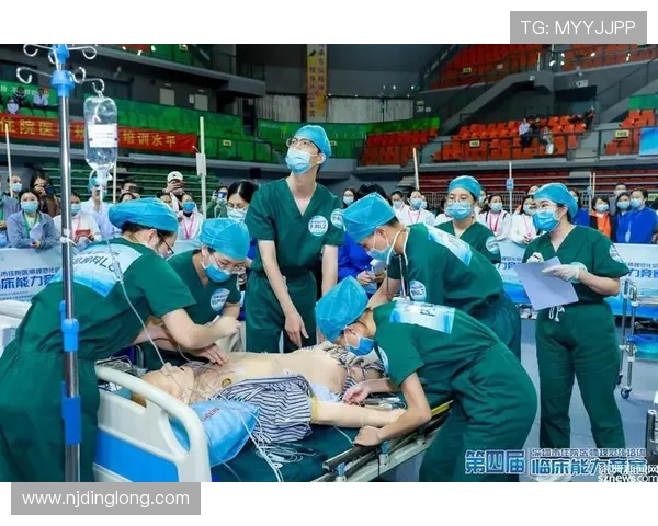 北京篮球队大满贯点评团队协作表现的深度分析与启示 北京篮球队大满贯点评团队协作表现的深度分析与启示