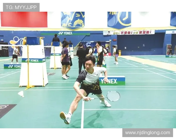 张丽独家分享羽毛球技巧与心得助你提升竞技水平与乐趣 张丽独家分享羽毛球技巧与心得助你提升竞技水平与乐趣