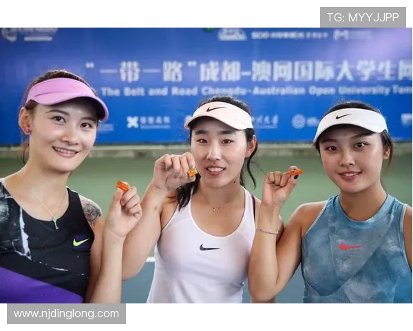 成都网球队的转型之路:机遇与挑战并存的网球评论分析