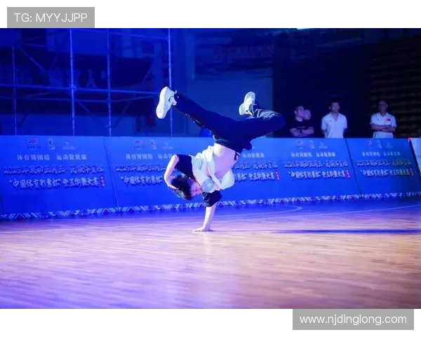 武汉飞盘队在世界街舞大赛中的精彩表现与实力分析 武汉飞盘队在世界街舞大赛中的精彩表现与实力分析