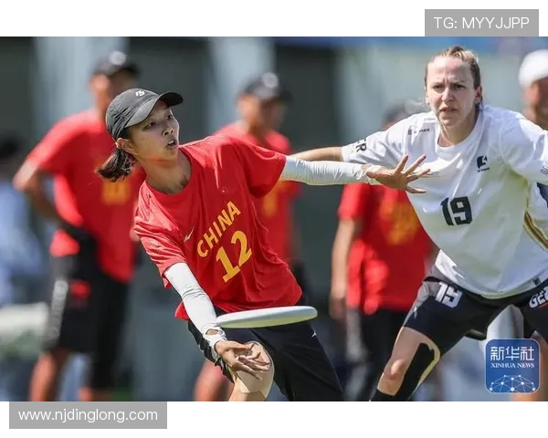 飞盘战术解析：深入剖析杭州飞盘队的进攻策略与表现