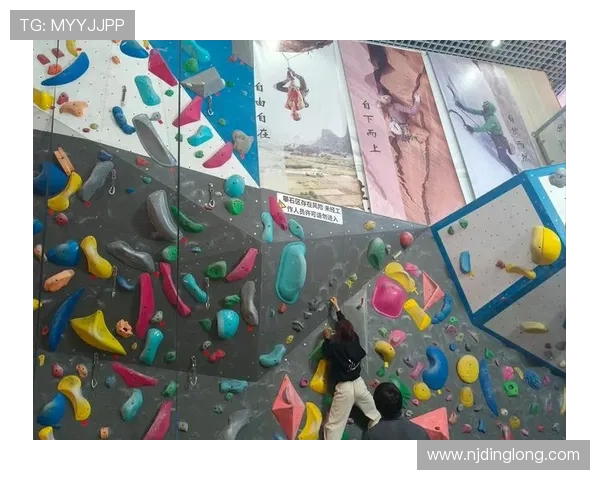 深圳攀岩队技术探讨与训练心得分享攀岩运动的未来发展展望