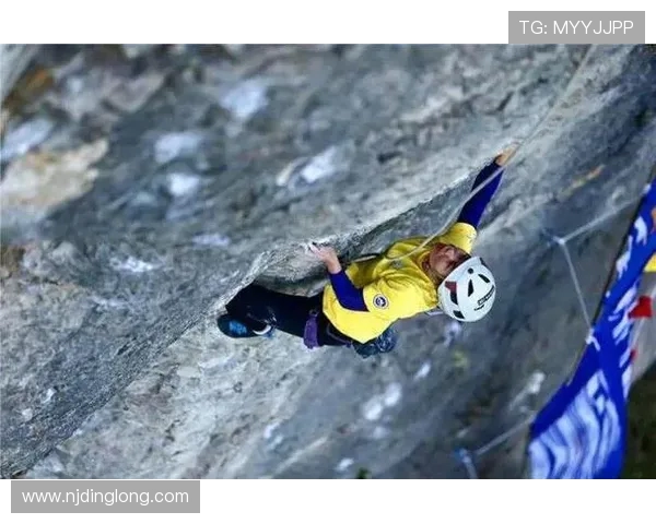 攀岩之巅：揭秘北京攀岩队的赛场风采与经验分享